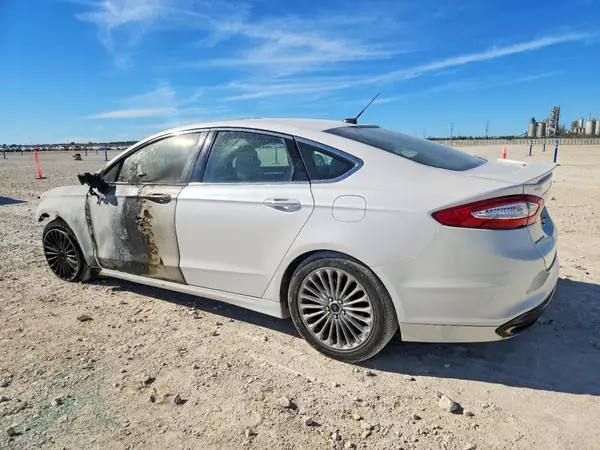 3FA6P0K98GR390038 2016 FORD FUSION - Image 2