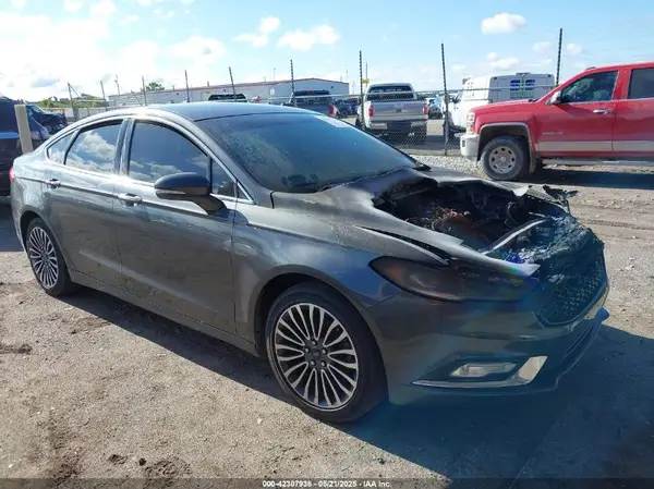 3FA6P0K98HR124035 2017 FORD FUSION - Image 1