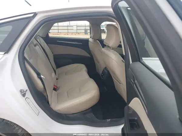 3FA6P0K98HR327040 2017 FORD FUSION - Image 8