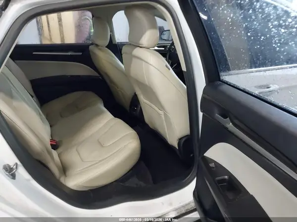 3FA6P0K99HR124741 2017 FORD FUSION - Image 8
