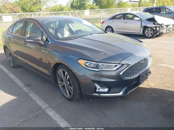 3FA6P0K99KR279734 2019 FORD FUSION - Image 1