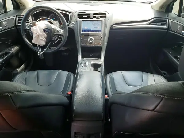 3FA6P0K99LR257587 2020 FORD FUSION - Image 8