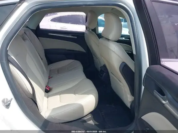 3FA6P0K9XGR202832 2016 FORD FUSION - Image 8