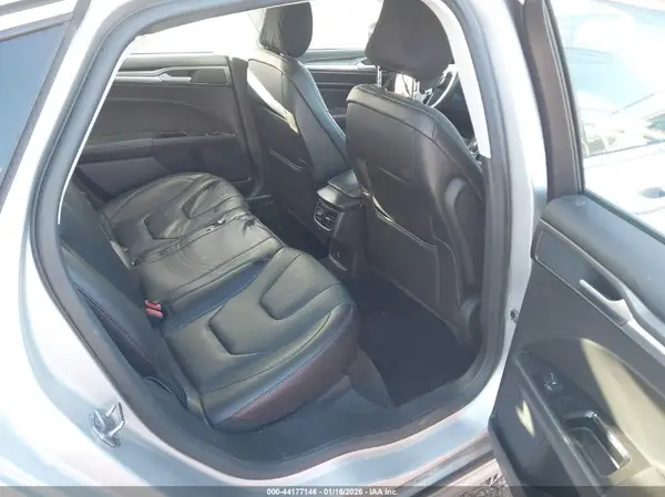 3FA6P0K9XGR217587 2016 FORD FUSION - Image 8
