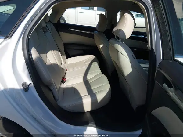 3FA6P0K9XHR115630 2017 FORD FUSION - Image 8