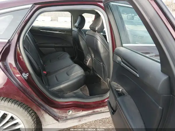 3FA6P0K9XHR398241 2017 FORD FUSION - Image 8