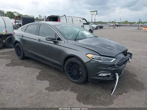 3FA6P0K9XJR160993 2018 FORD FUSION - Image 1