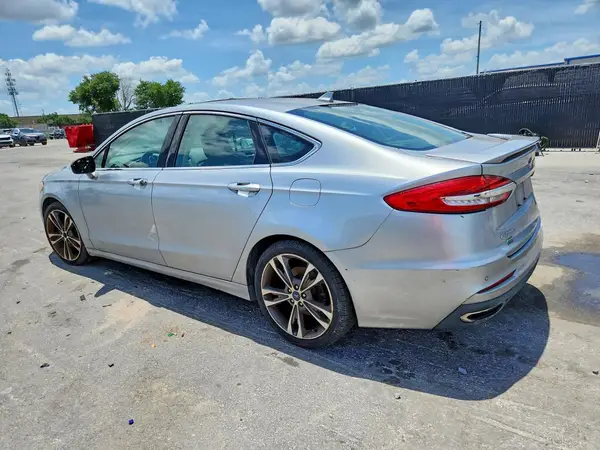 3FA6P0K9XLR117970 2020 FORD FUSION - Image 2