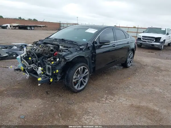 3FA6P0K9XLR194239 2020 FORD FUSION - Image 2