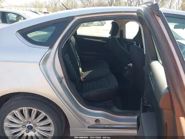 3FA6P0LU0GR172548 2016 FORD FUSION - Image 8