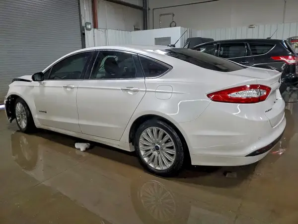 3FA6P0LU0GR191374 2016 FORD FUSION - Image 2