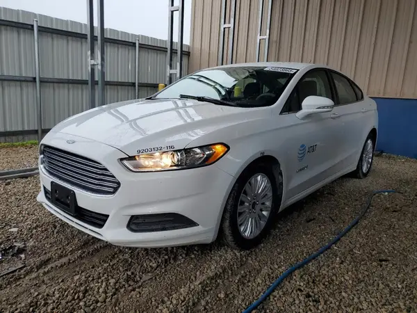 3FA6P0LU0GR208335 2016 FORD FUSION - Image 1