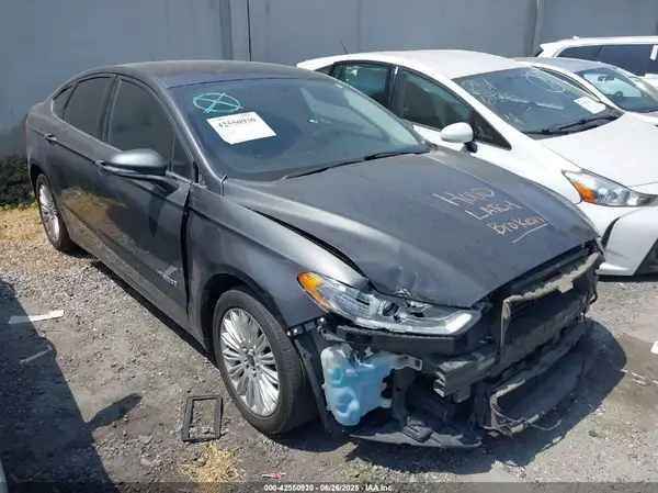 3FA6P0LU0GR218685 2016 FORD FUSION - Image 1