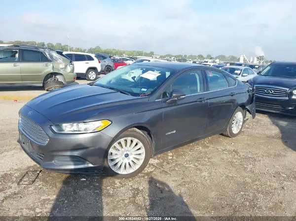 3FA6P0LU0GR404016 2016 FORD FUSION - Image 2