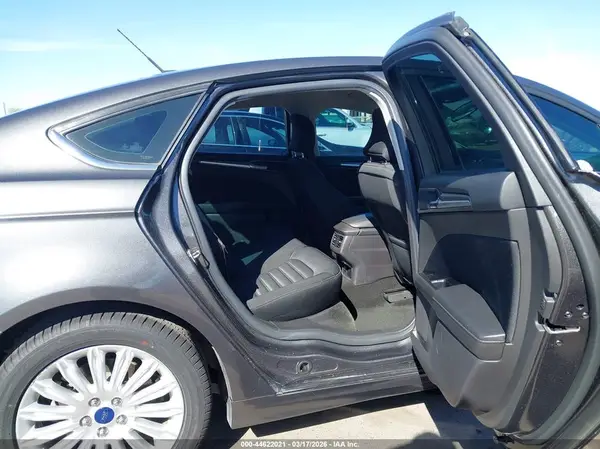 3FA6P0LU0GR406039 2016 FORD FUSION - Image 8