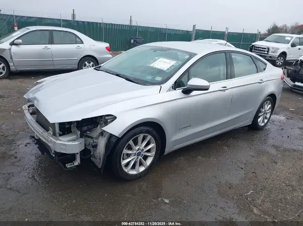 3FA6P0LU0HR103540 2017 FORD FUSION - Image 2
