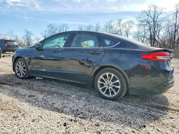 3FA6P0LU0HR117132 2017 FORD FUSION - Image 2