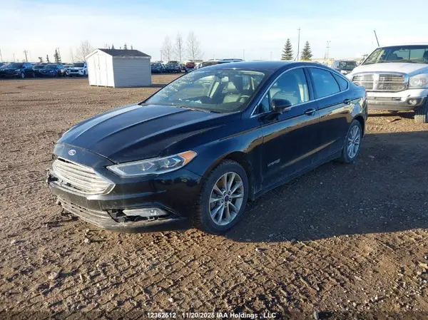 3FA6P0LU0HR127840 2017 FORD FUSION - Image 2