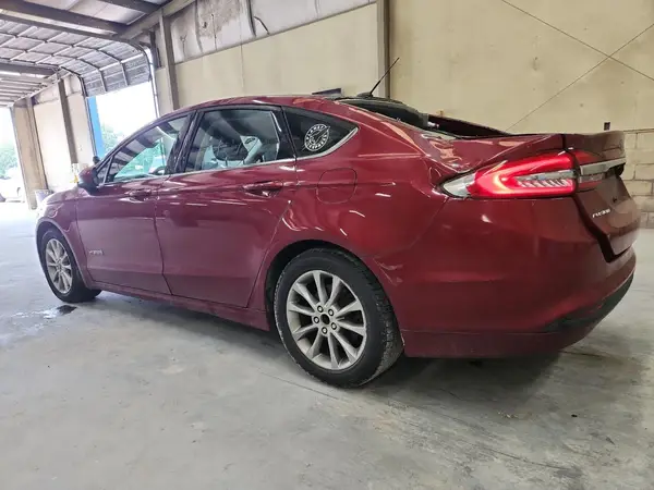 3FA6P0LU0HR142385 2017 FORD FUSION - Image 2