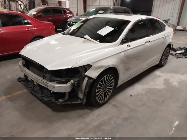 3FA6P0LU0HR163575 2017 FORD FUSION - Image 2