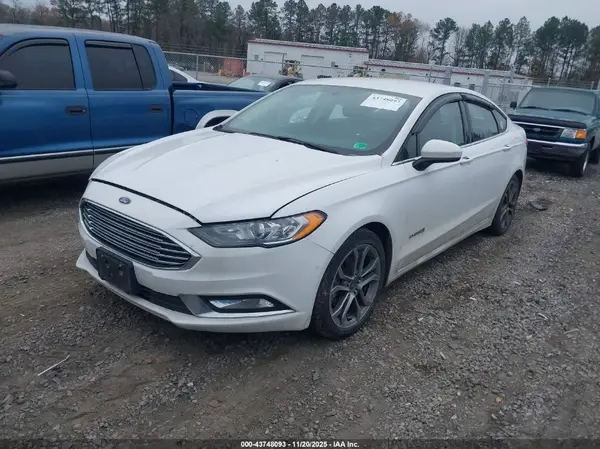 3FA6P0LU0HR182031 2017 FORD FUSION - Image 2