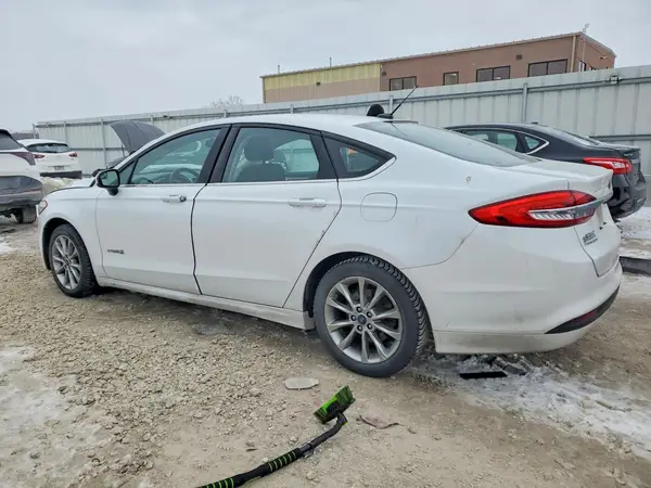 3FA6P0LU0HR217022 2017 FORD FUSION - Image 2