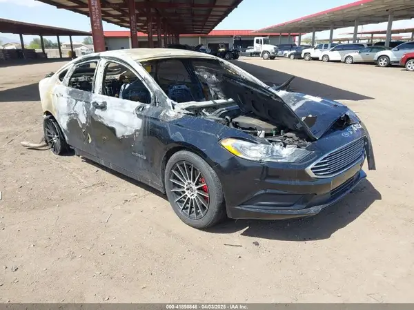 3FA6P0LU0HR231115 2017 FORD FUSION - Image 1
