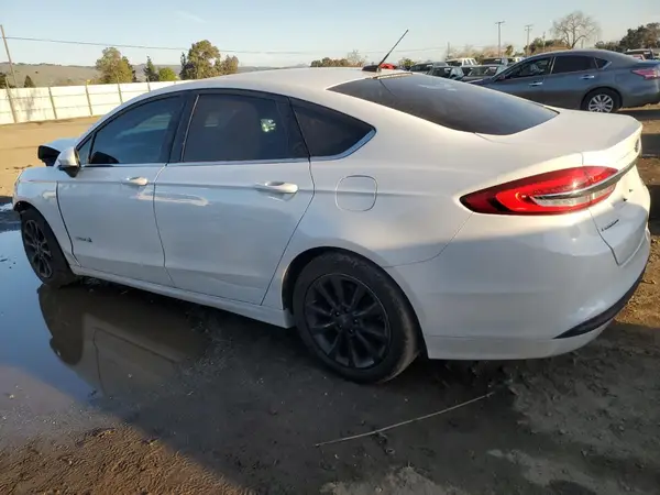 3FA6P0LU0HR238646 2017 FORD FUSION - Image 2
