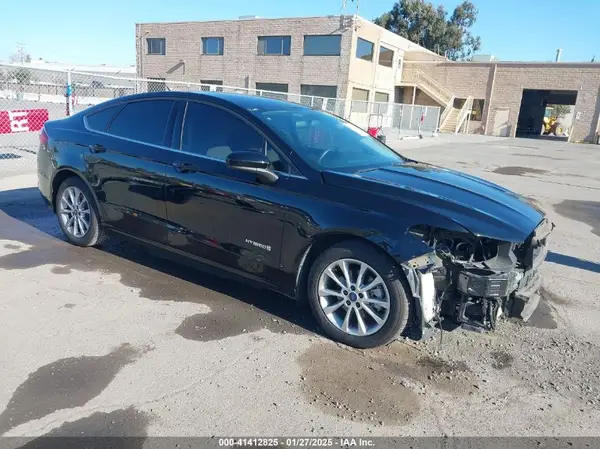 3FA6P0LU0HR258217 2017 FORD FUSION - Image 1