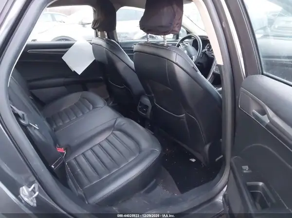 3FA6P0LU0HR288012 2017 FORD FUSION - Image 8