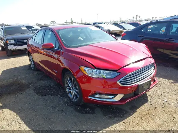 3FA6P0LU0HR313233 2017 FORD FUSION - Image 1