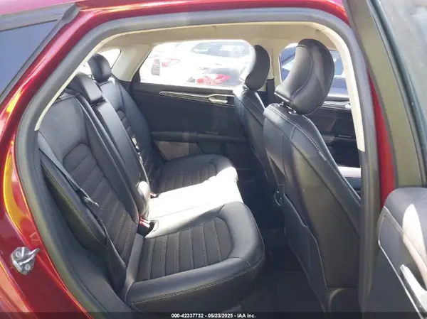 3FA6P0LU0HR313233 2017 FORD FUSION - Image 8