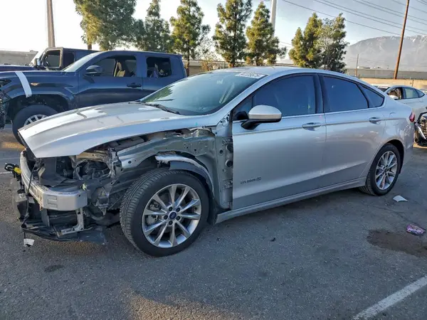 3FA6P0LU0HR323566 2017 FORD FUSION - Image 1