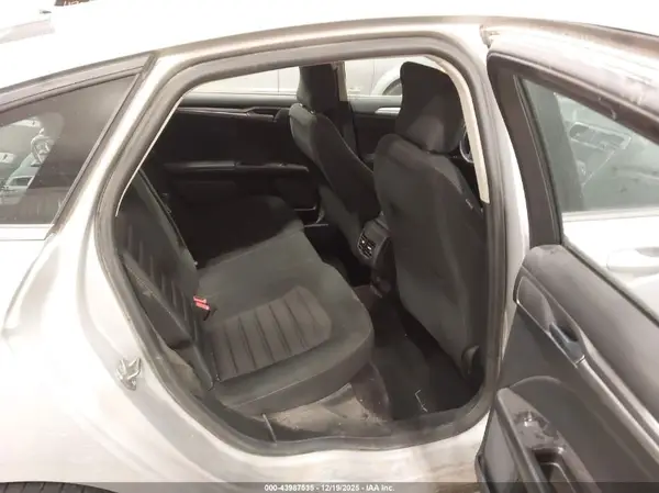 3FA6P0LU0HR337192 2017 FORD FUSION - Image 8