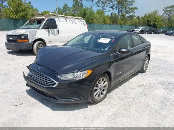 3FA6P0LU0HR354980 2017 FORD FUSION - Image 2