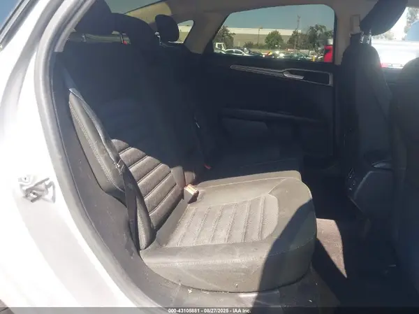 3FA6P0LU0HR355031 2017 FORD FUSION - Image 8