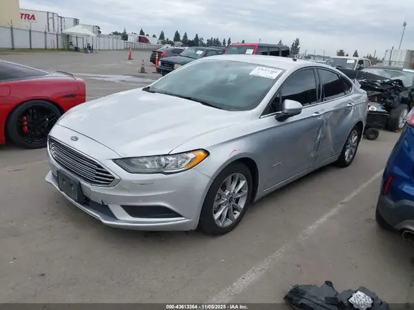 3FA6P0LU0HR355224 2017 FORD FUSION - Image 2