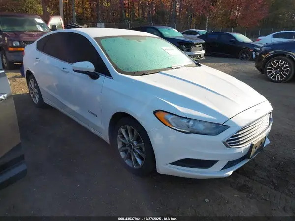3FA6P0LU0HR355238 2017 FORD FUSION - Image 1