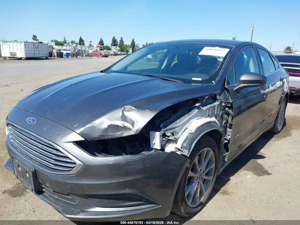 3FA6P0LU0HR356258 2017 FORD FUSION - Image 2