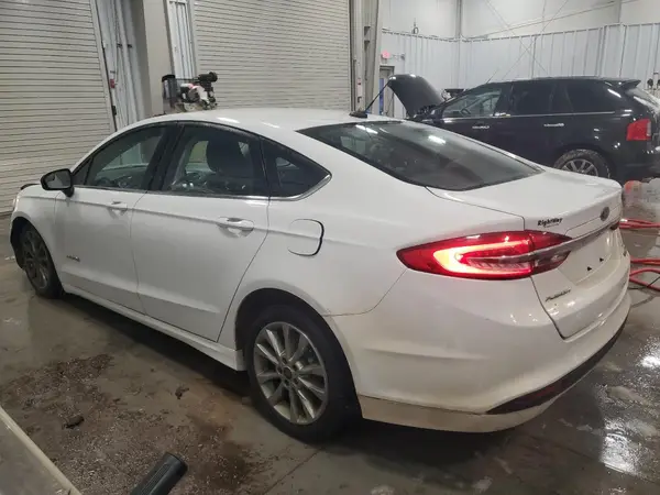 3FA6P0LU0HR357250 2017 FORD FUSION - Image 2