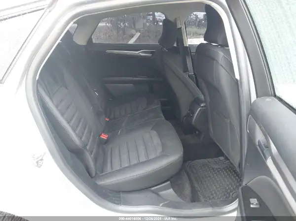 3FA6P0LU0HR386179 2017 FORD FUSION - Image 8