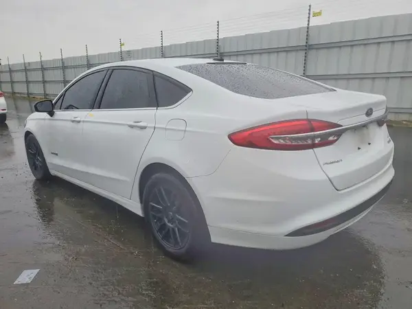 3FA6P0LU0HR387929 2017 FORD FUSION - Image 2