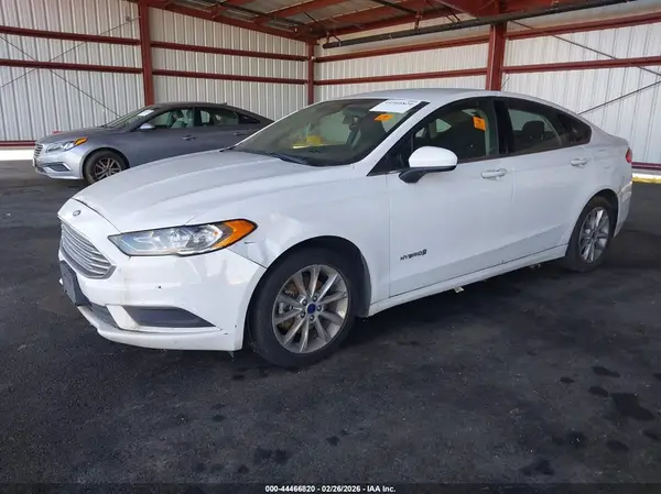 3FA6P0LU0HR387932 2017 FORD FUSION - Image 2