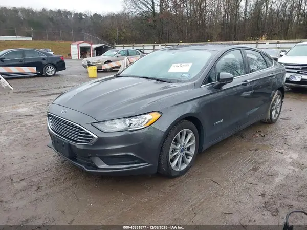 3FA6P0LU0HR400100 2017 FORD FUSION - Image 2