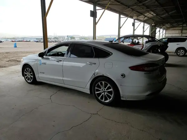 3FA6P0LU0HR409136 2017 FORD FUSION - Image 2