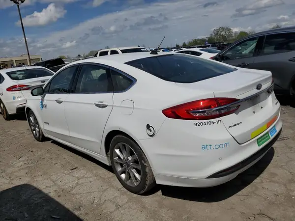 3FA6P0LU0HR409413 2017 FORD FUSION - Image 2