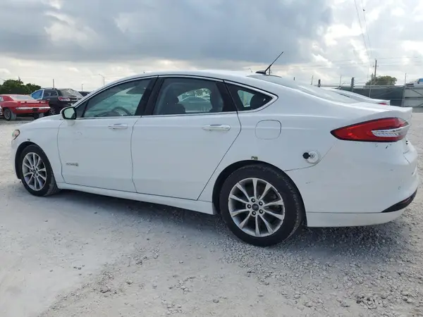 3FA6P0LU0HR409539 2017 FORD FUSION - Image 2