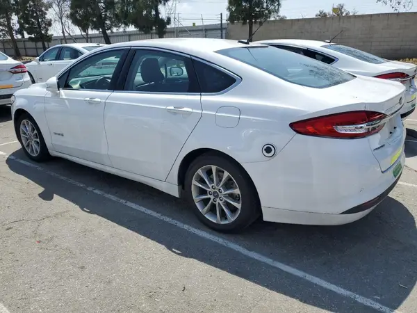 3FA6P0LU0HR409766 2017 FORD FUSION - Image 2