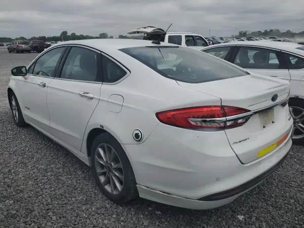 3FA6P0LU0HR410075 2017 FORD FUSION - Image 2