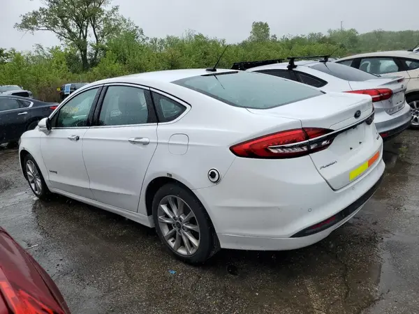 3FA6P0LU0HR410125 2017 FORD FUSION - Image 2